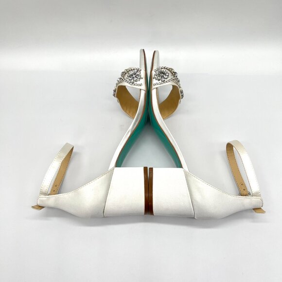 Betsey Johnson Womens 8M Mel Ivory White Satin Jeweled Heels Dress Sandals Shoes - Picture 8 of 14